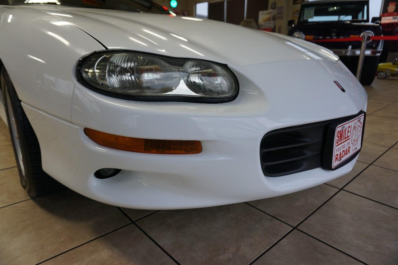 Chevrolet Camaro  2002