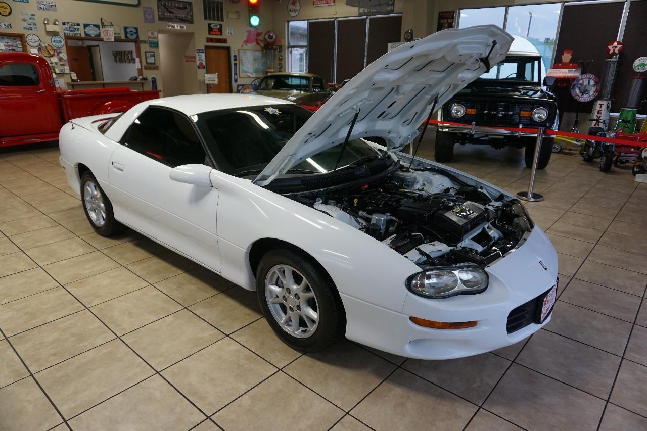 Chevrolet Camaro  2002