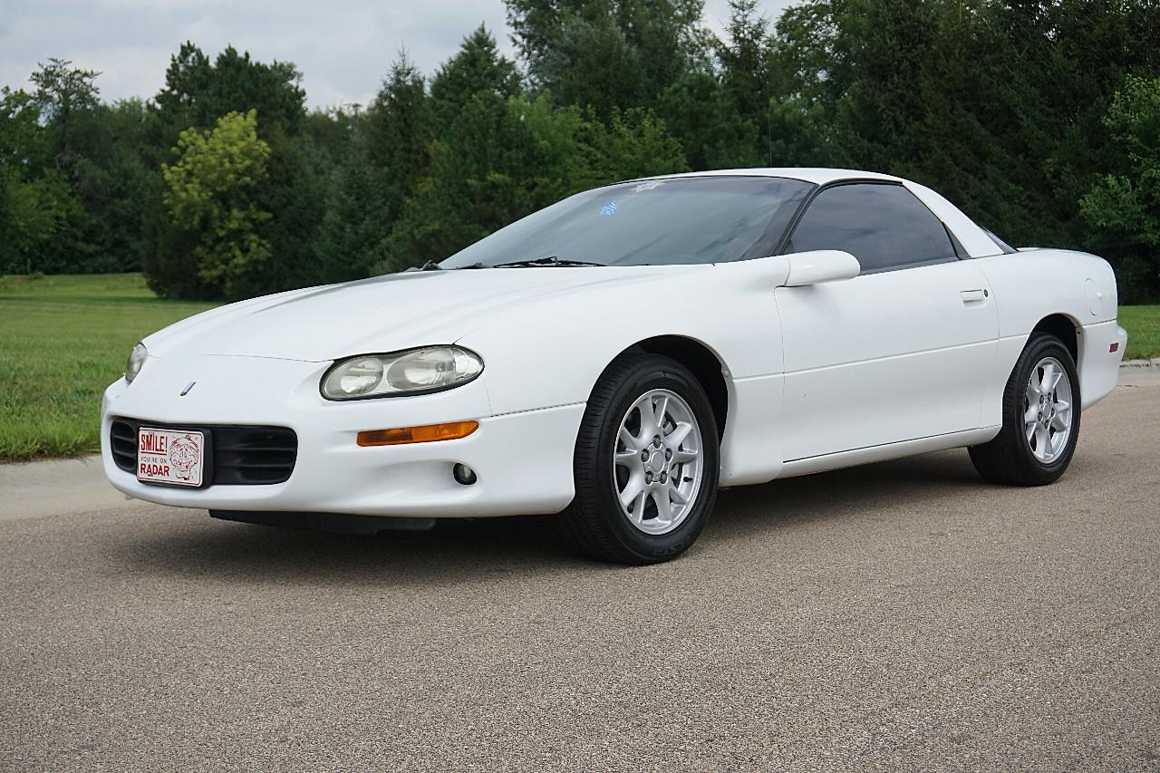Chevrolet Camaro  2002