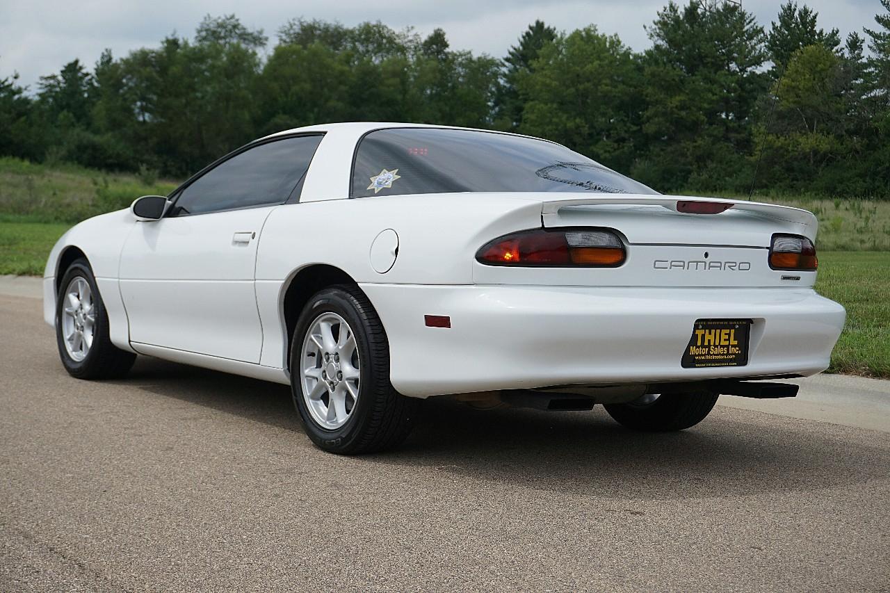 Chevrolet Camaro  2002