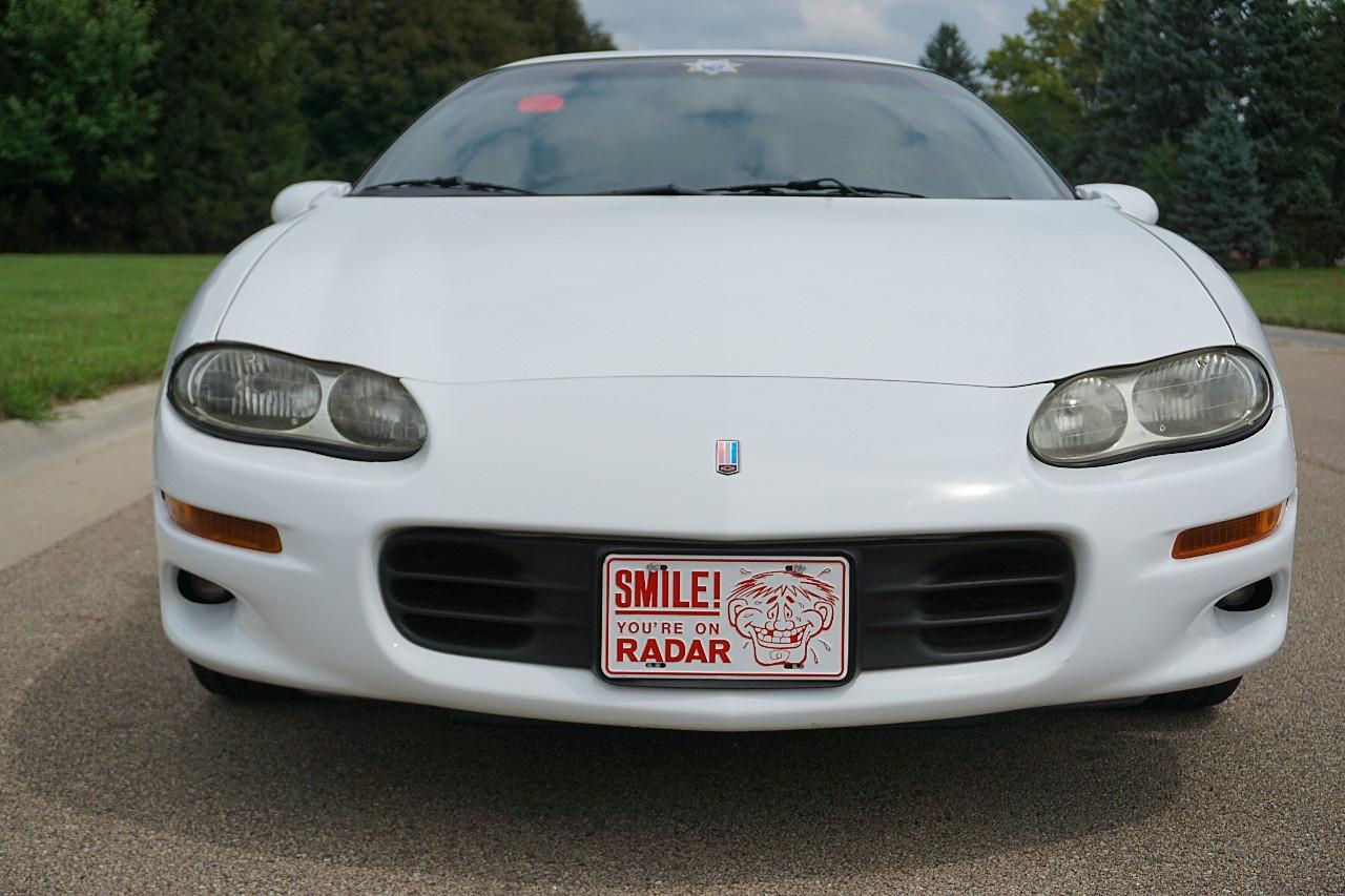 Chevrolet Camaro  2002