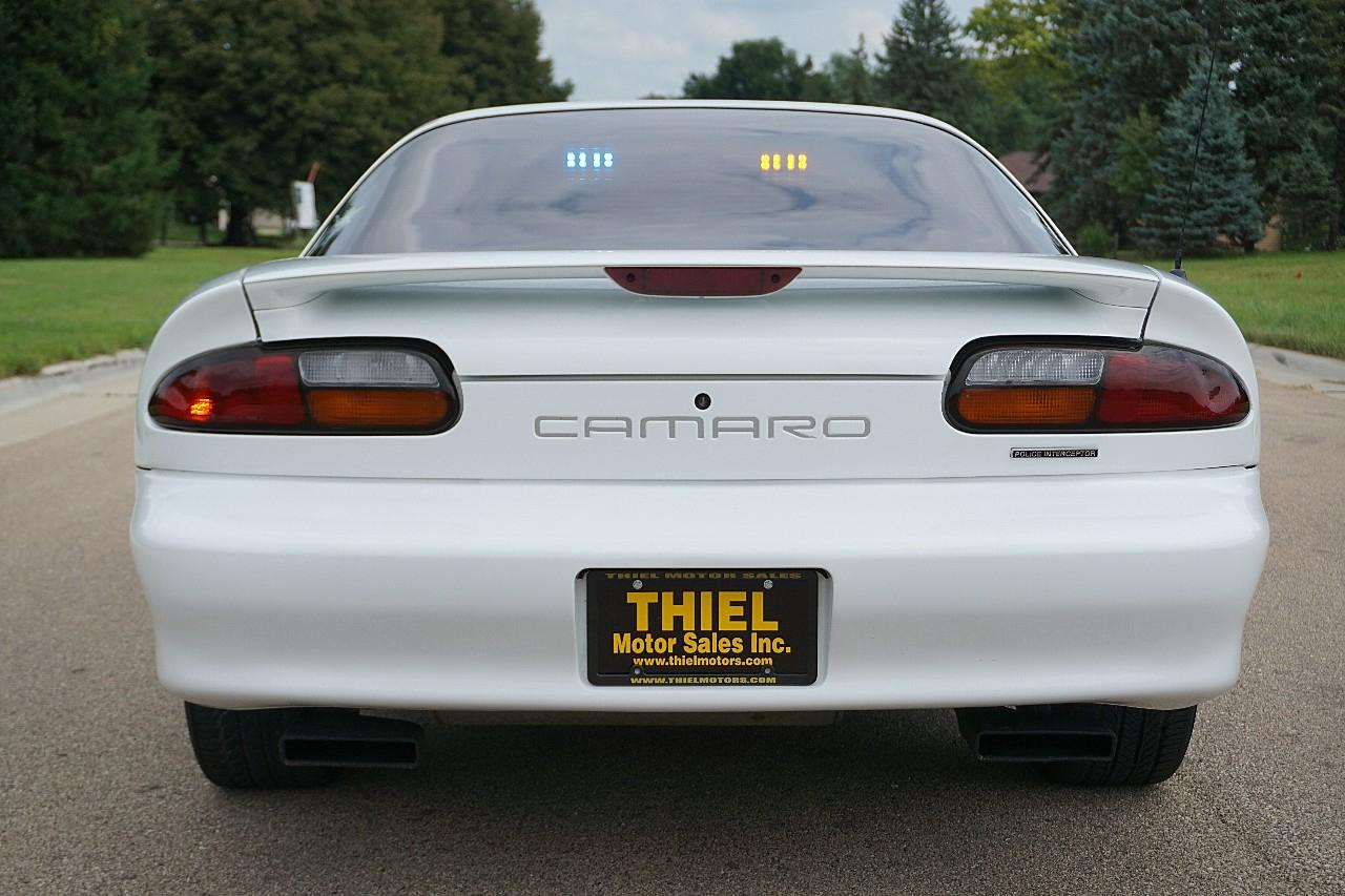 Chevrolet Camaro  2002