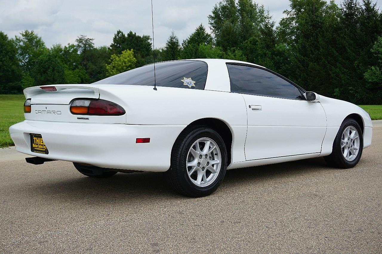 Chevrolet Camaro  2002