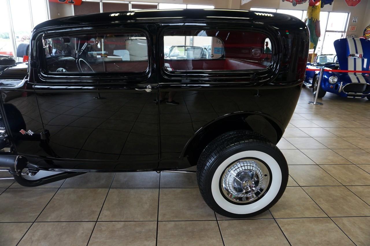 Ford Tudor  1932