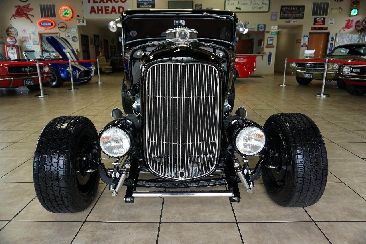 Ford Tudor  1932