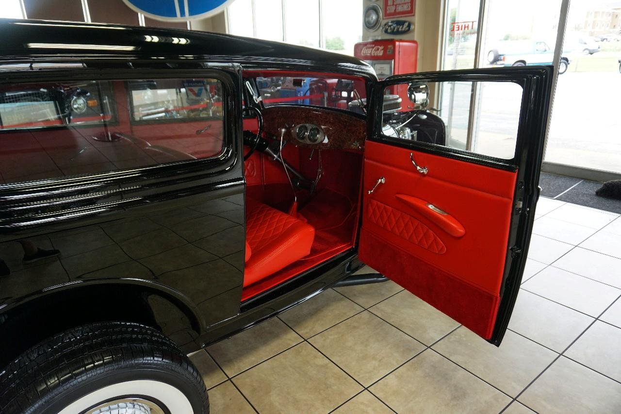 Ford Tudor  1932