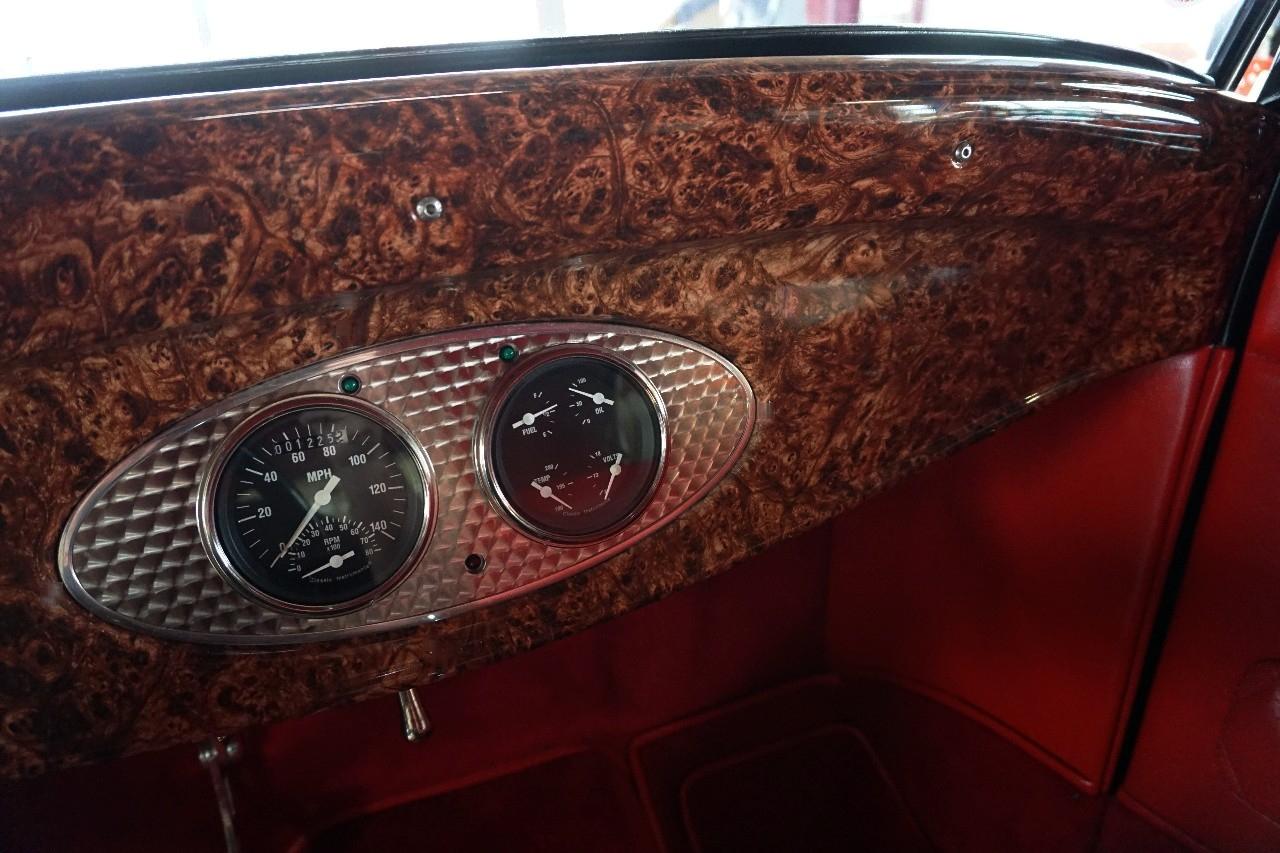 Ford Tudor  1932