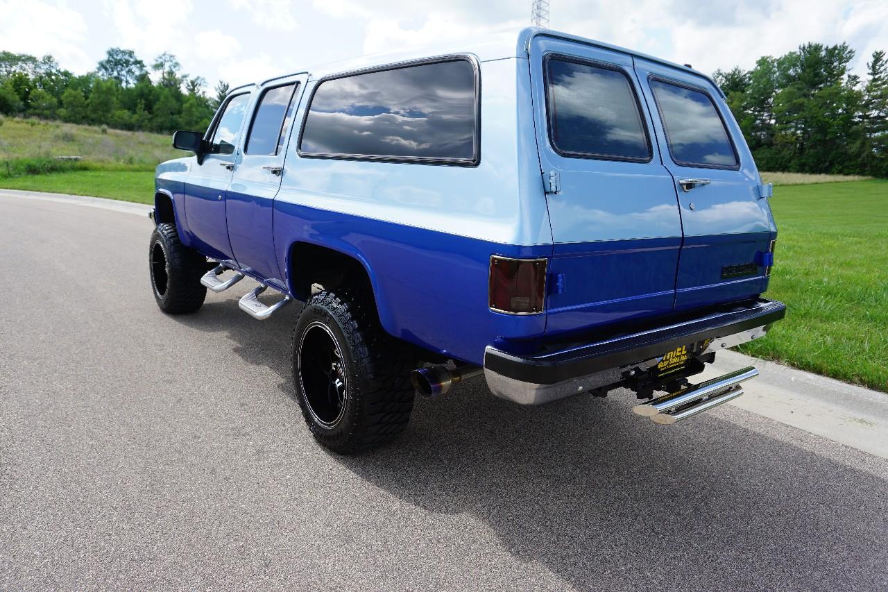 Chevrolet Suburban  1991