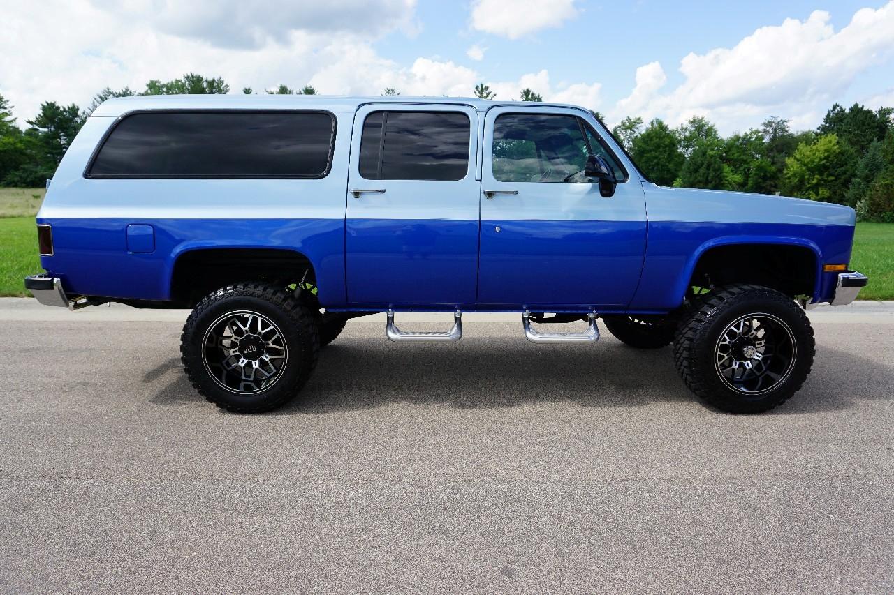Chevrolet Suburban  1991