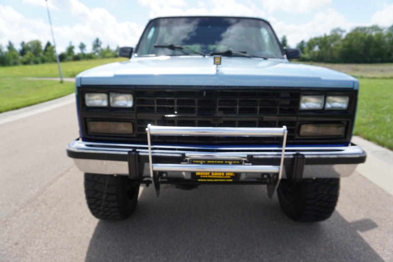 Chevrolet Suburban  1991