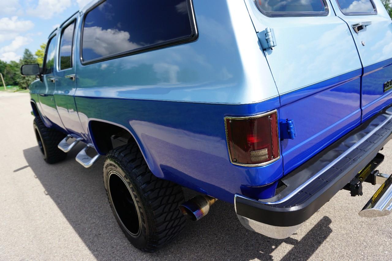 Chevrolet Suburban  1991