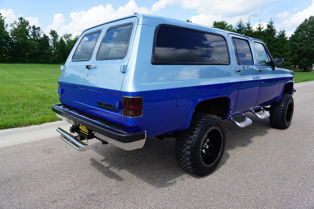 Chevrolet Suburban  1991