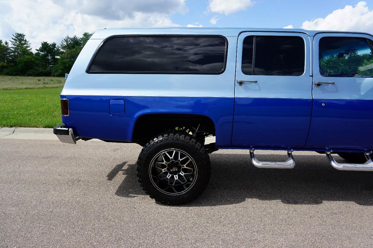 Chevrolet Suburban  1991