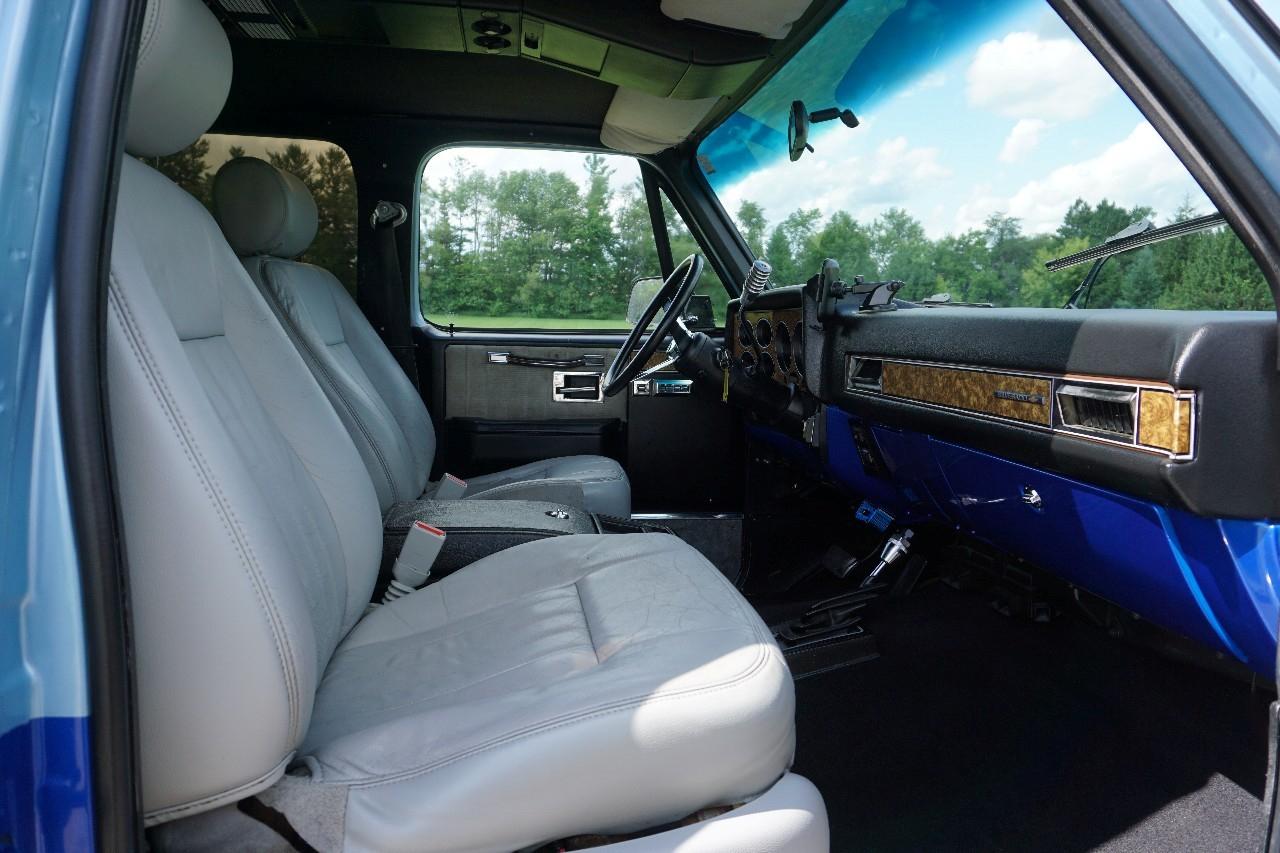 Chevrolet Suburban  1991
