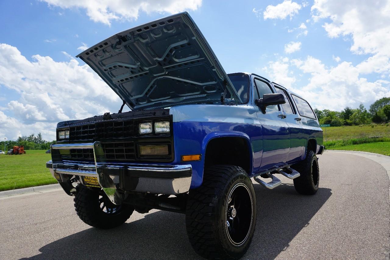 Chevrolet Suburban  1991