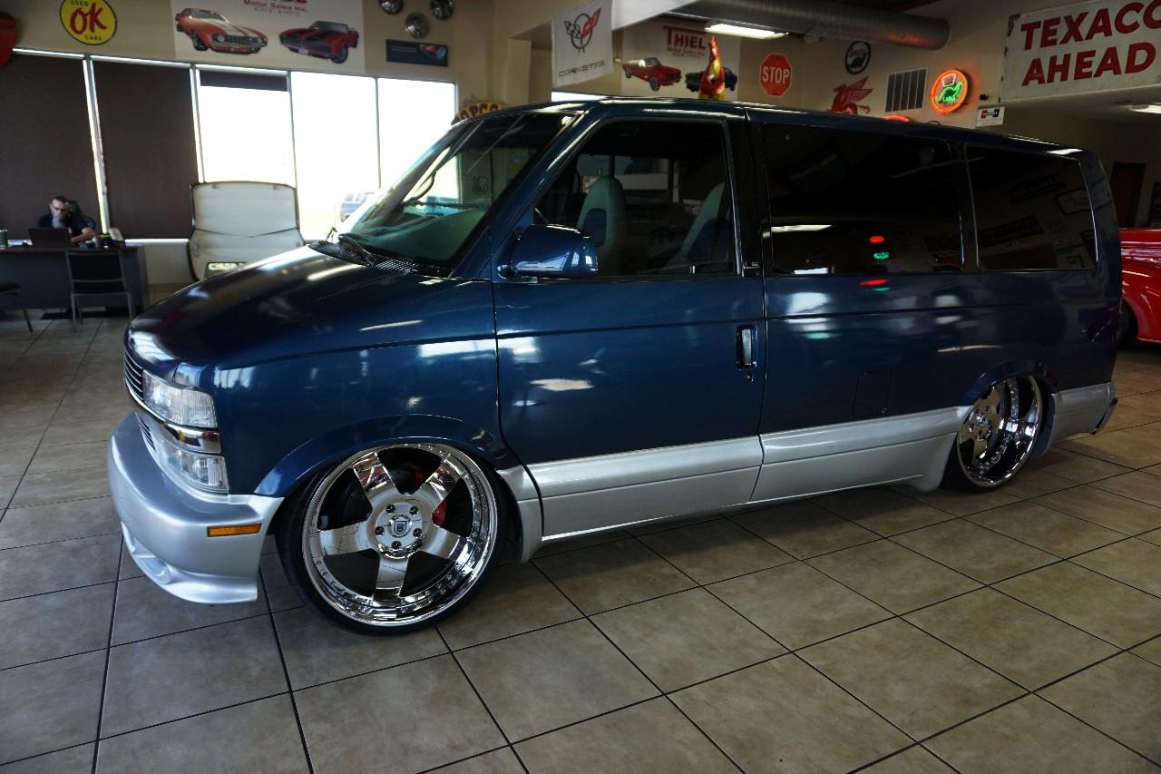 Chevrolet Astro  1999