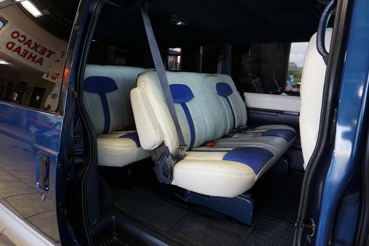 Chevrolet Astro  1999