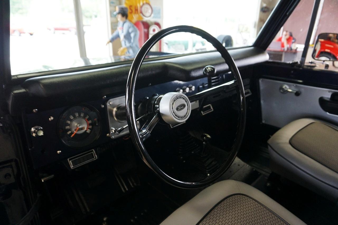 Ford Bronco 4WD  1969