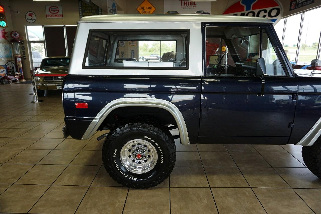 Ford Bronco 4WD  1969