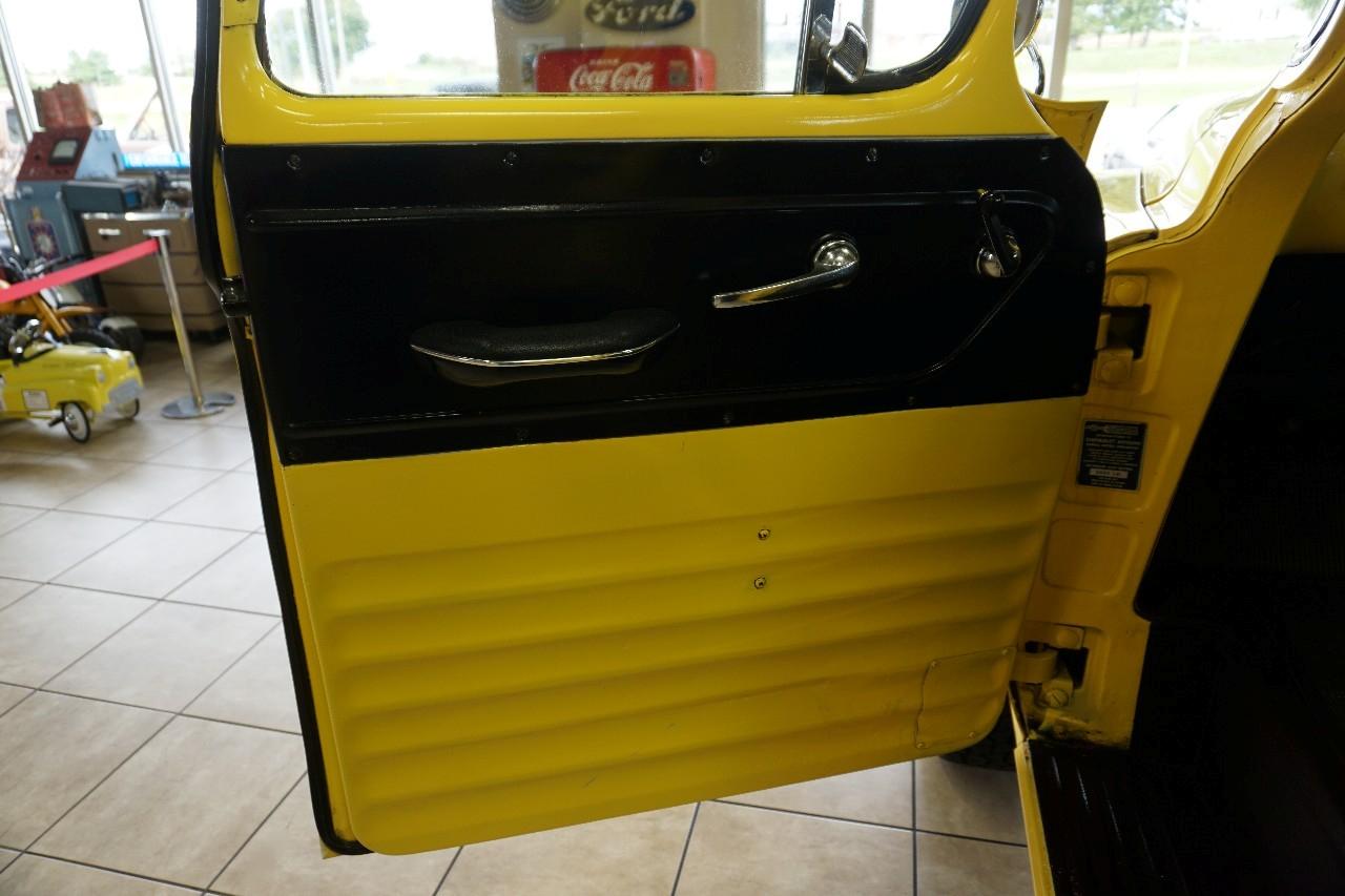 Chevrolet 3200  1955