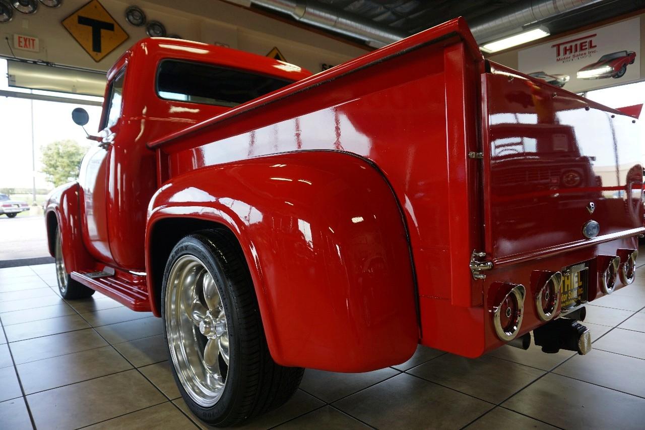 Ford F-100  1956