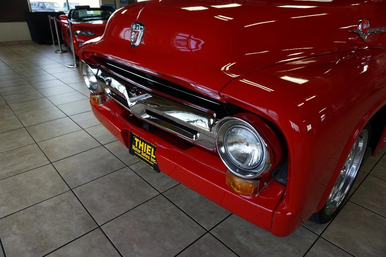 Ford F-100  1956
