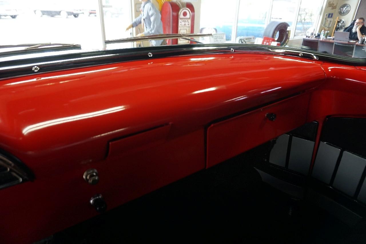 Ford F-100  1956