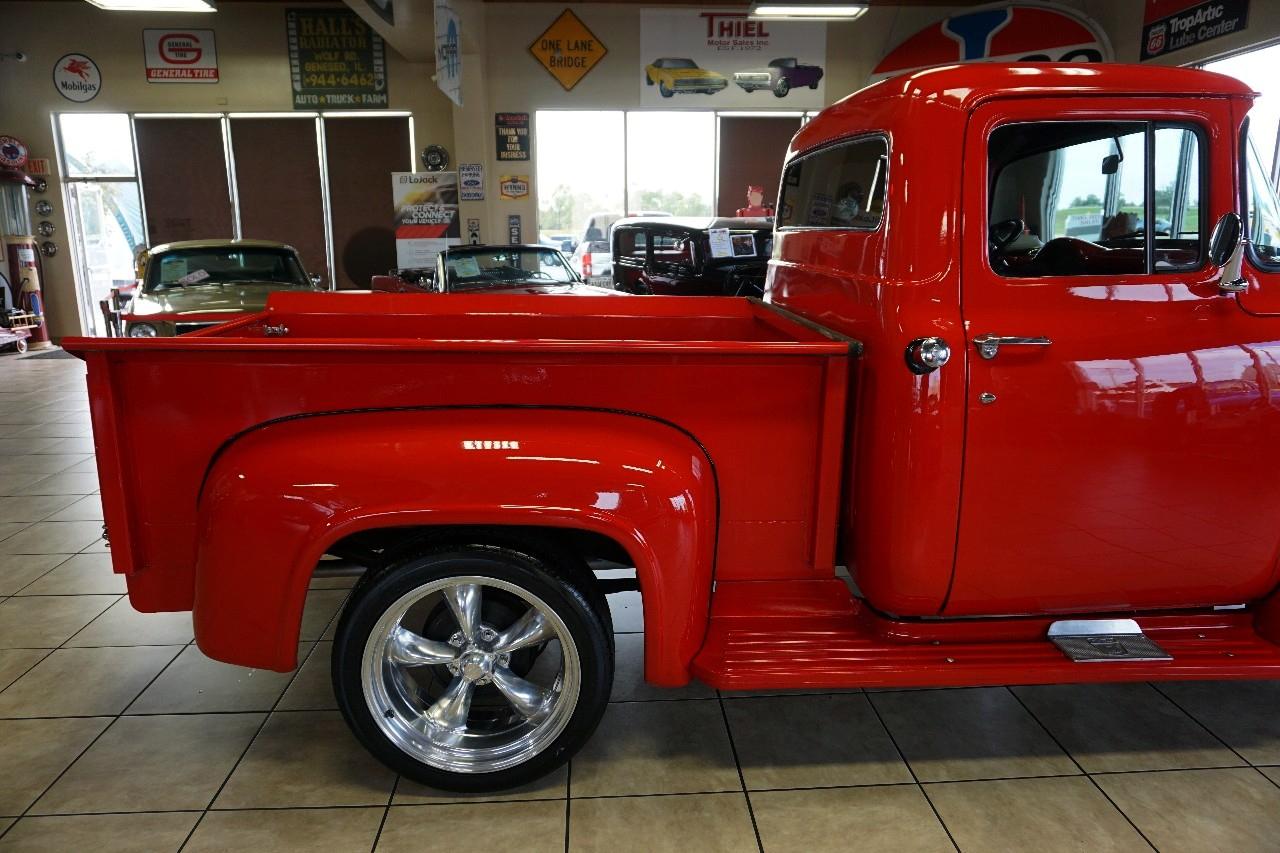 Ford F-100  1956