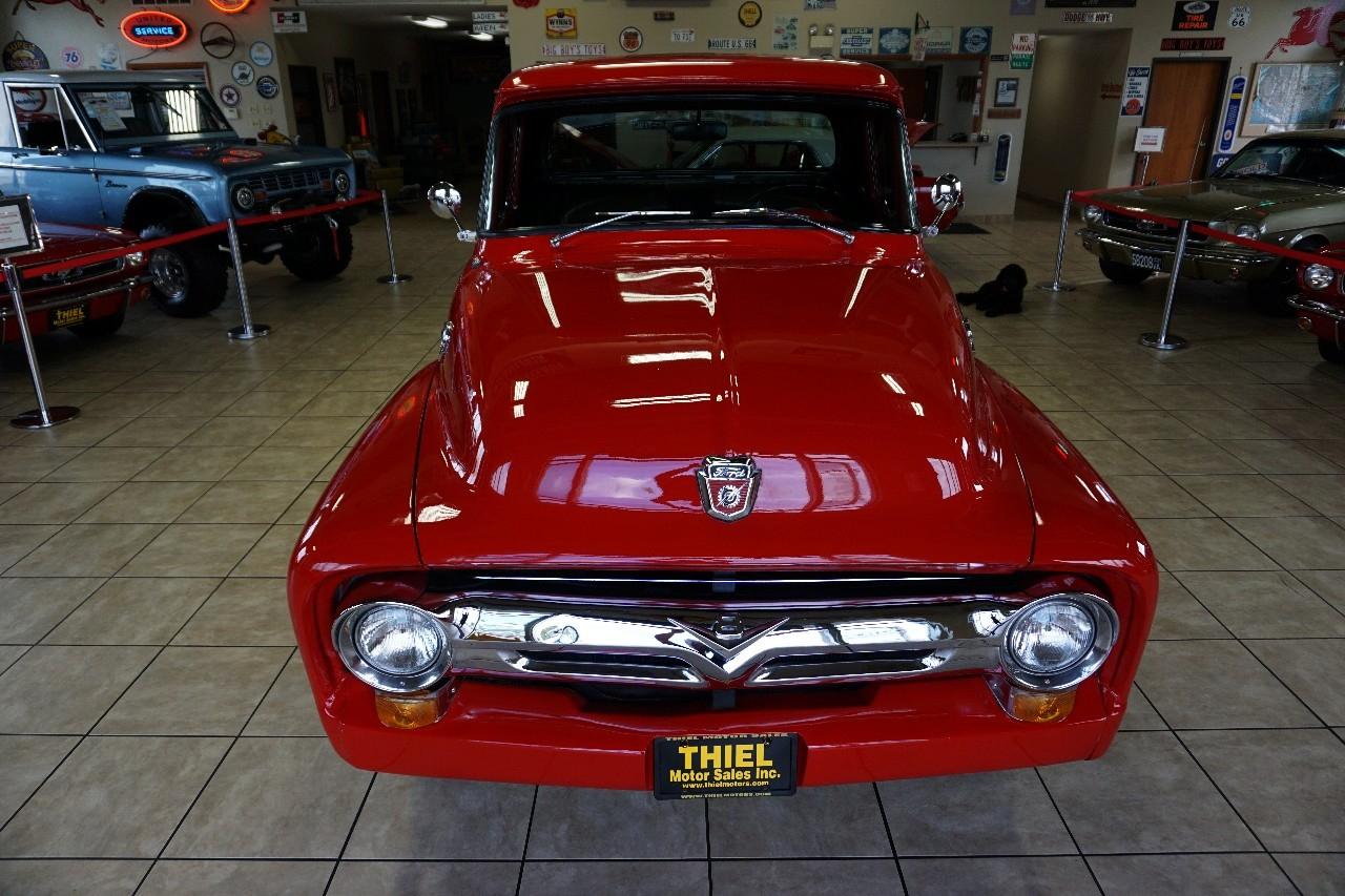 Ford F-100  1956
