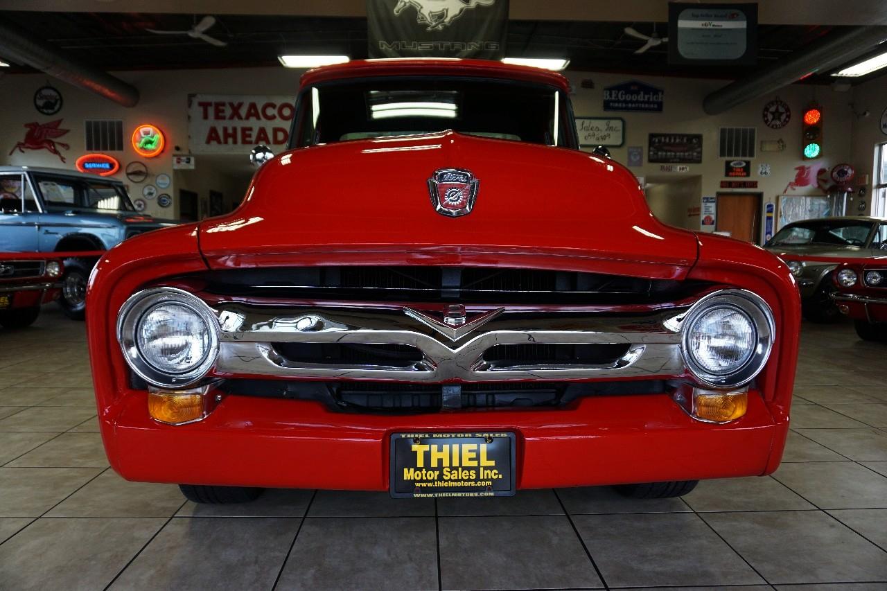 Ford F-100  1956