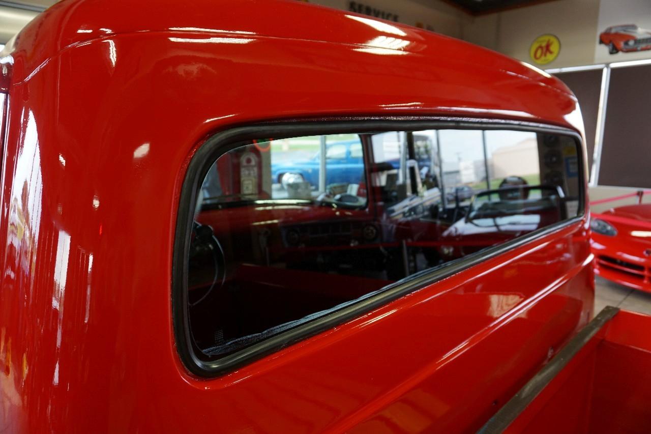 Ford F-100  1956