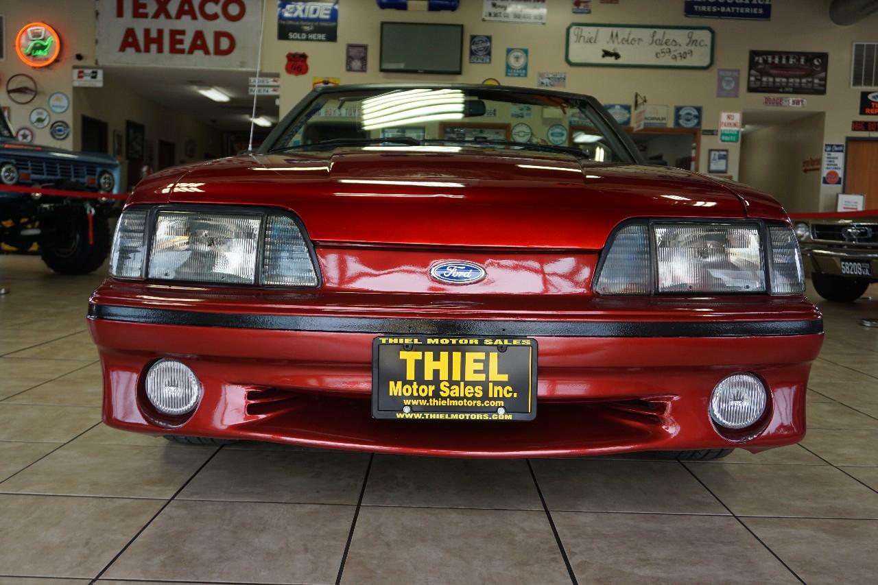 Ford Mustang  1984
