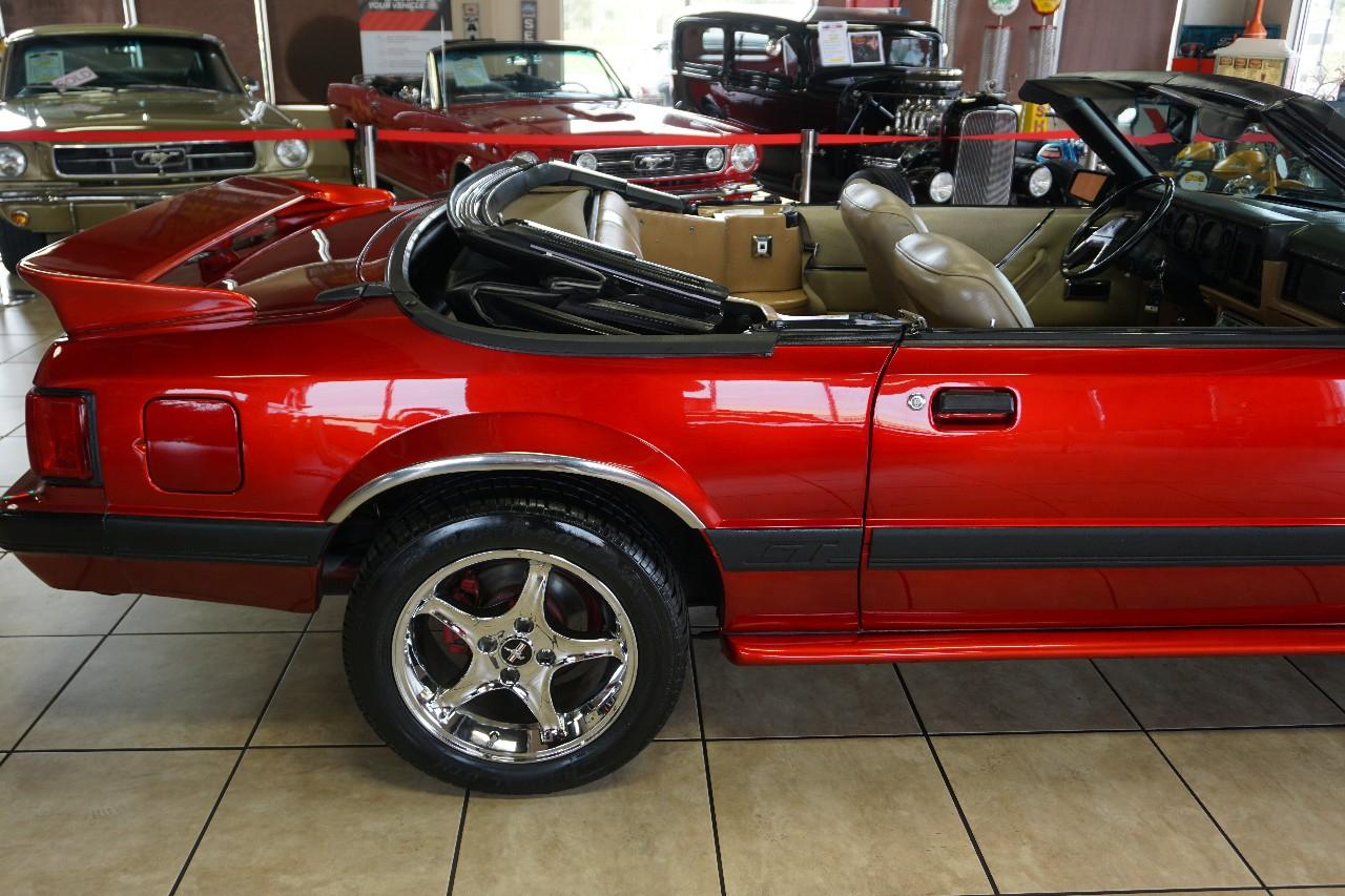 Ford Mustang  1984