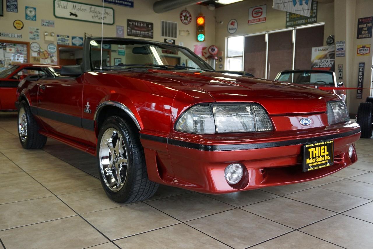 Ford Mustang  1984