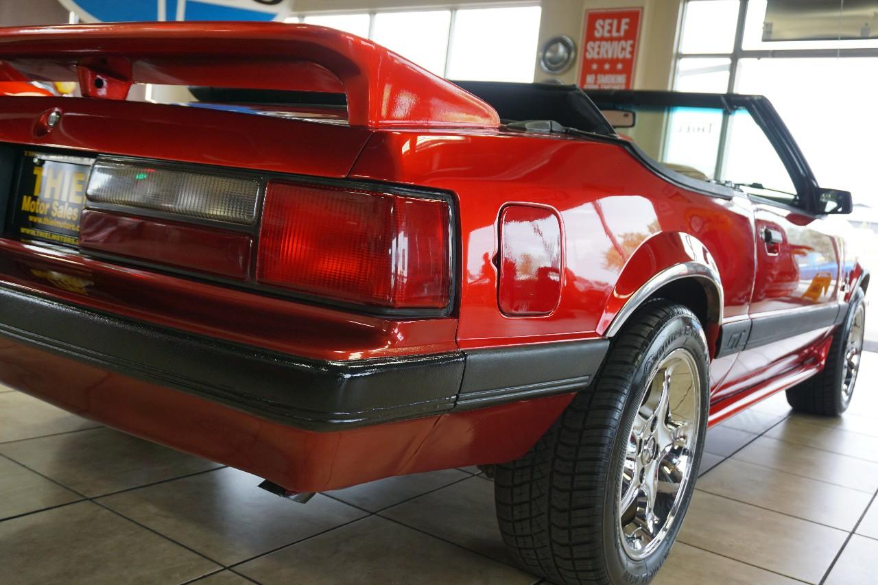 Ford Mustang  1984