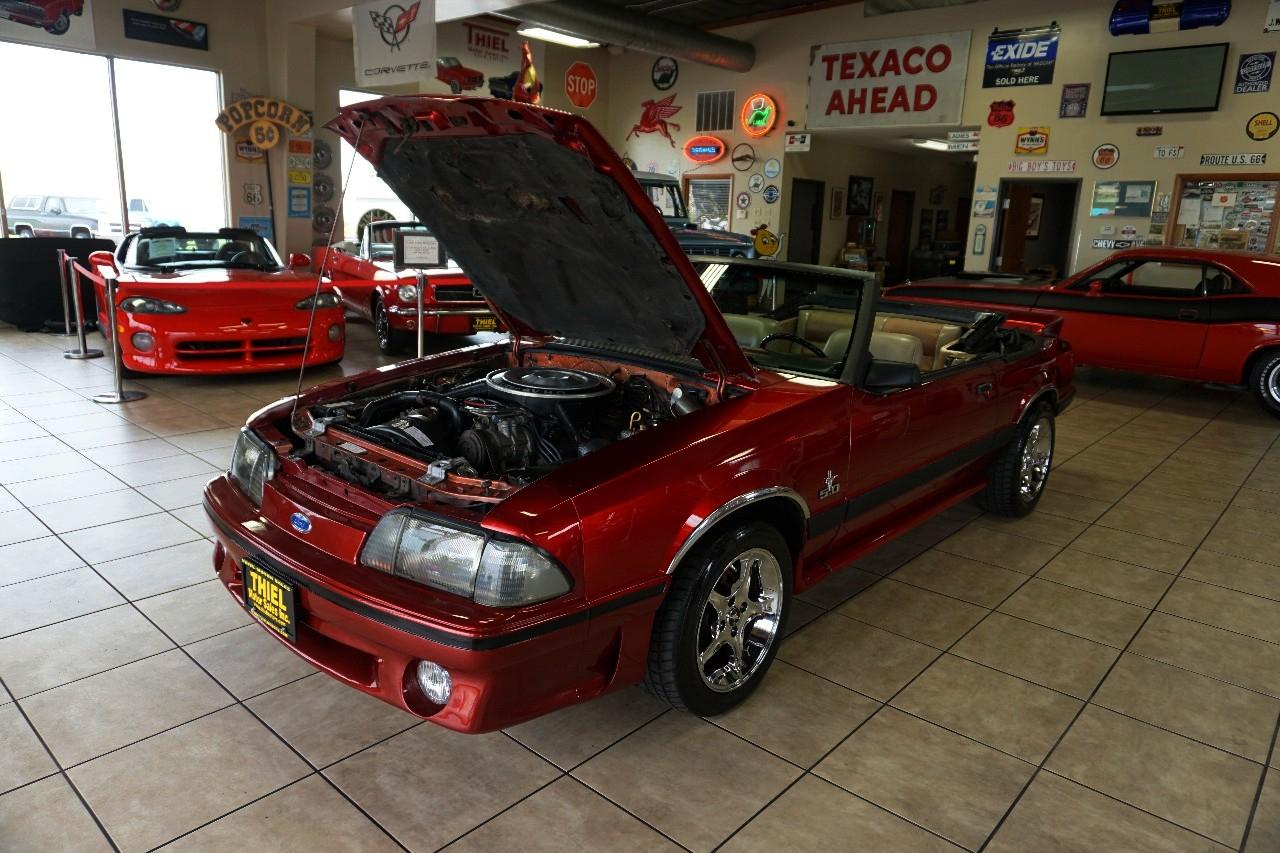 Ford Mustang  1984