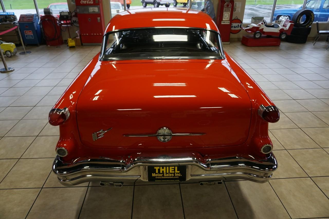 Oldsmobile Super 88  1956