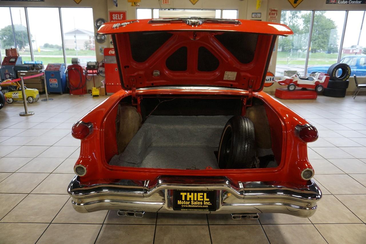 Oldsmobile Super 88  1956