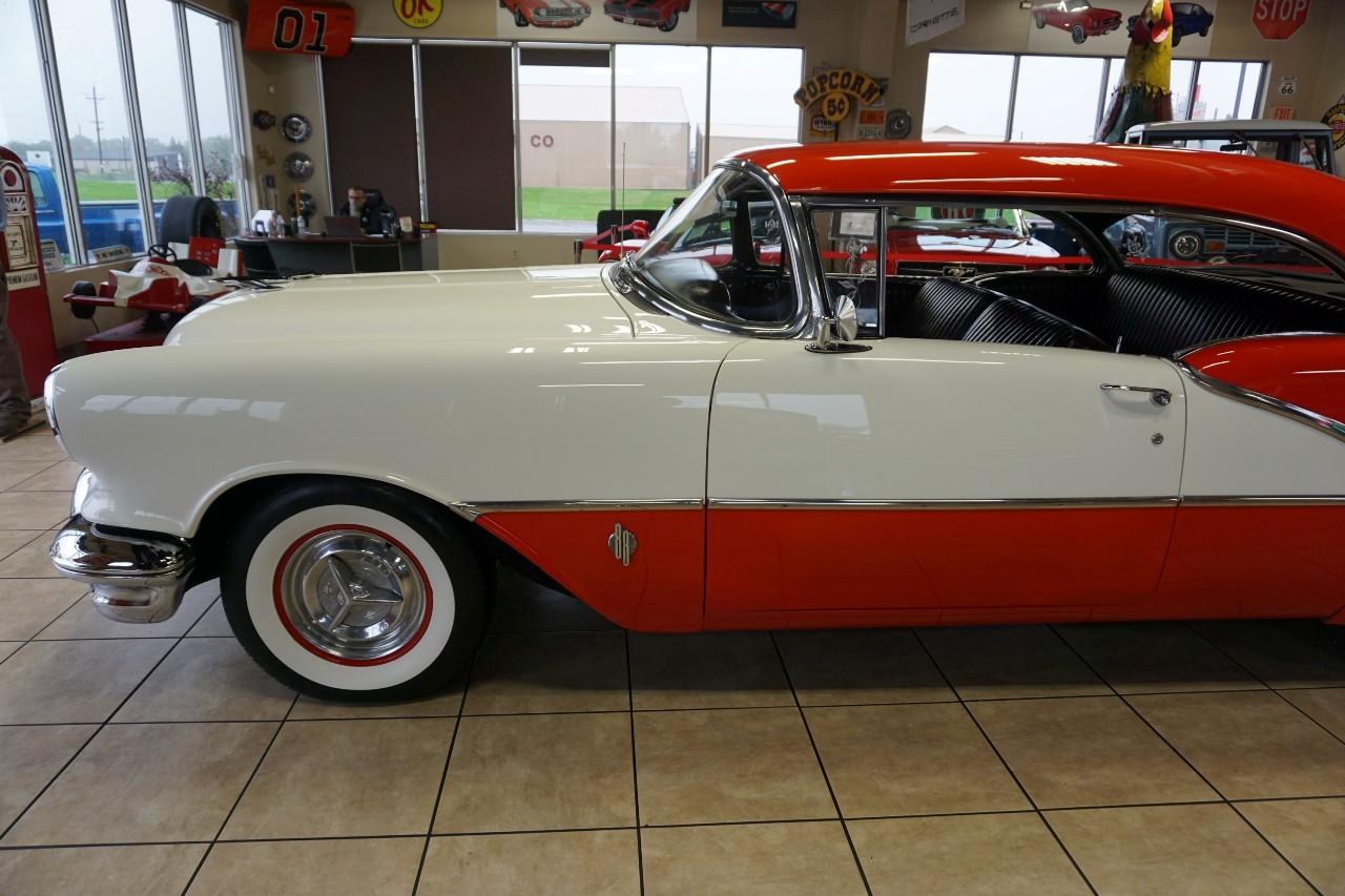 Oldsmobile Super 88  1956