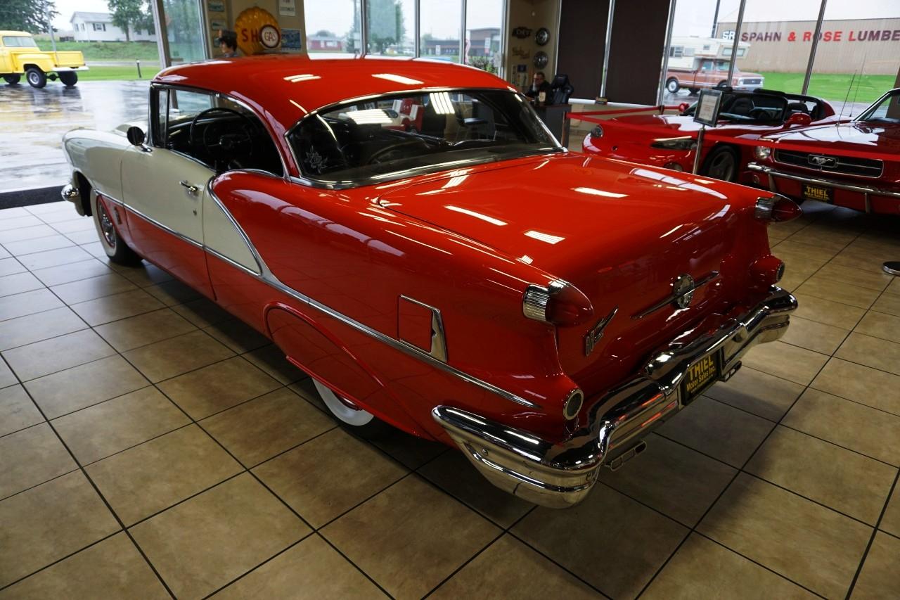 Oldsmobile Super 88  1956