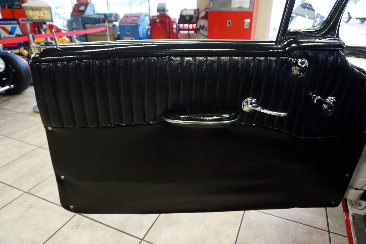 Oldsmobile Super 88  1956