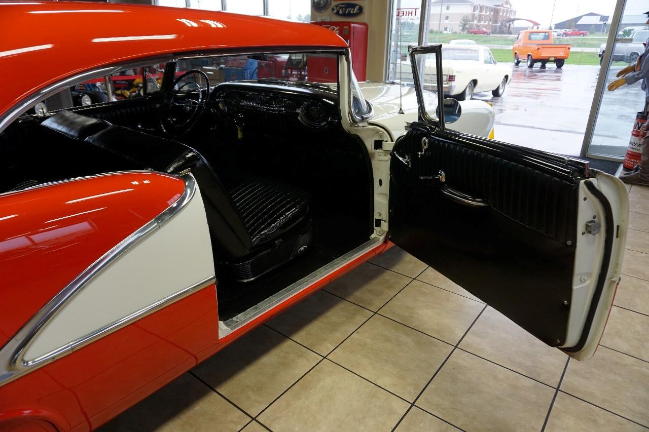 Oldsmobile Super 88  1956
