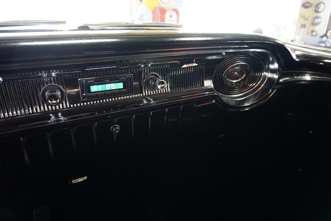 Oldsmobile Super 88  1956