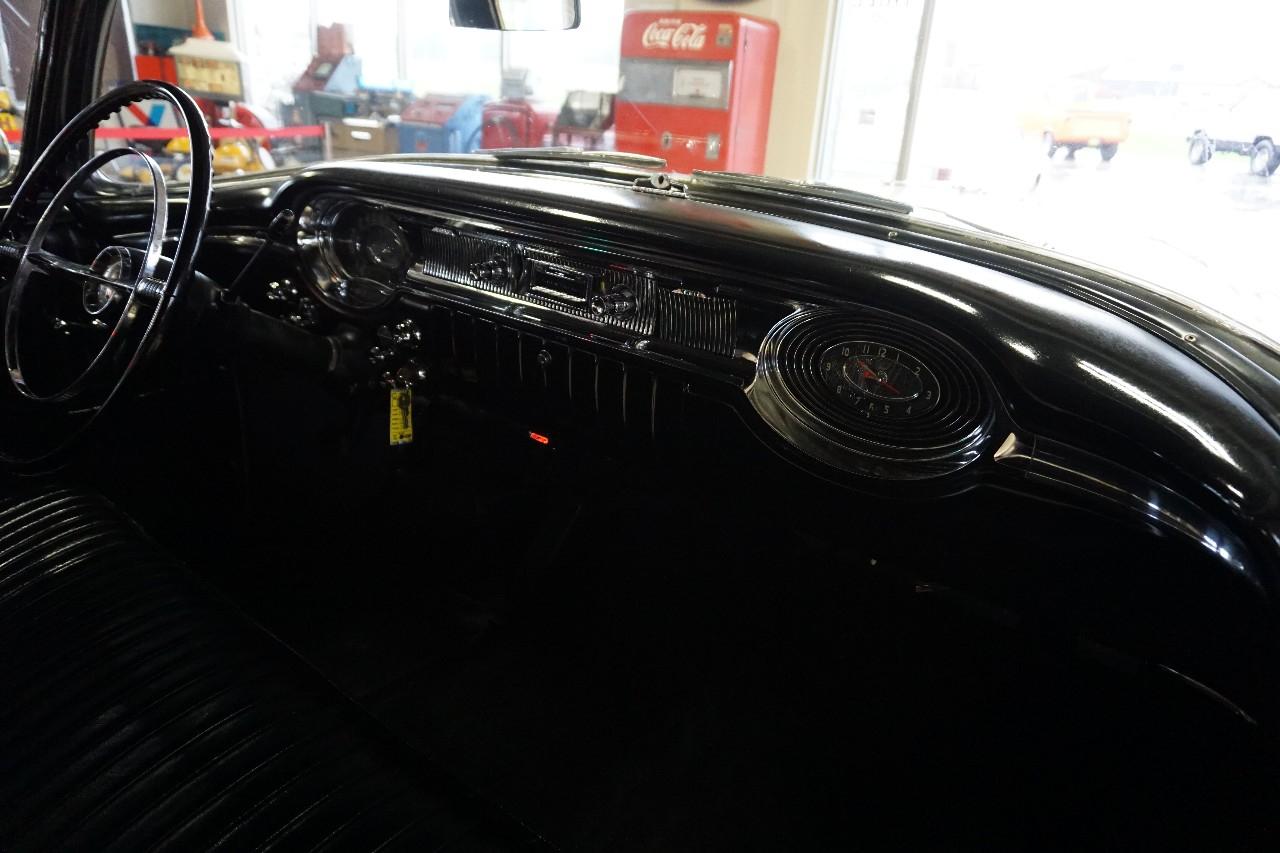 Oldsmobile Super 88  1956