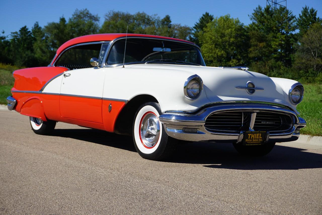 Oldsmobile 88 Base 1956