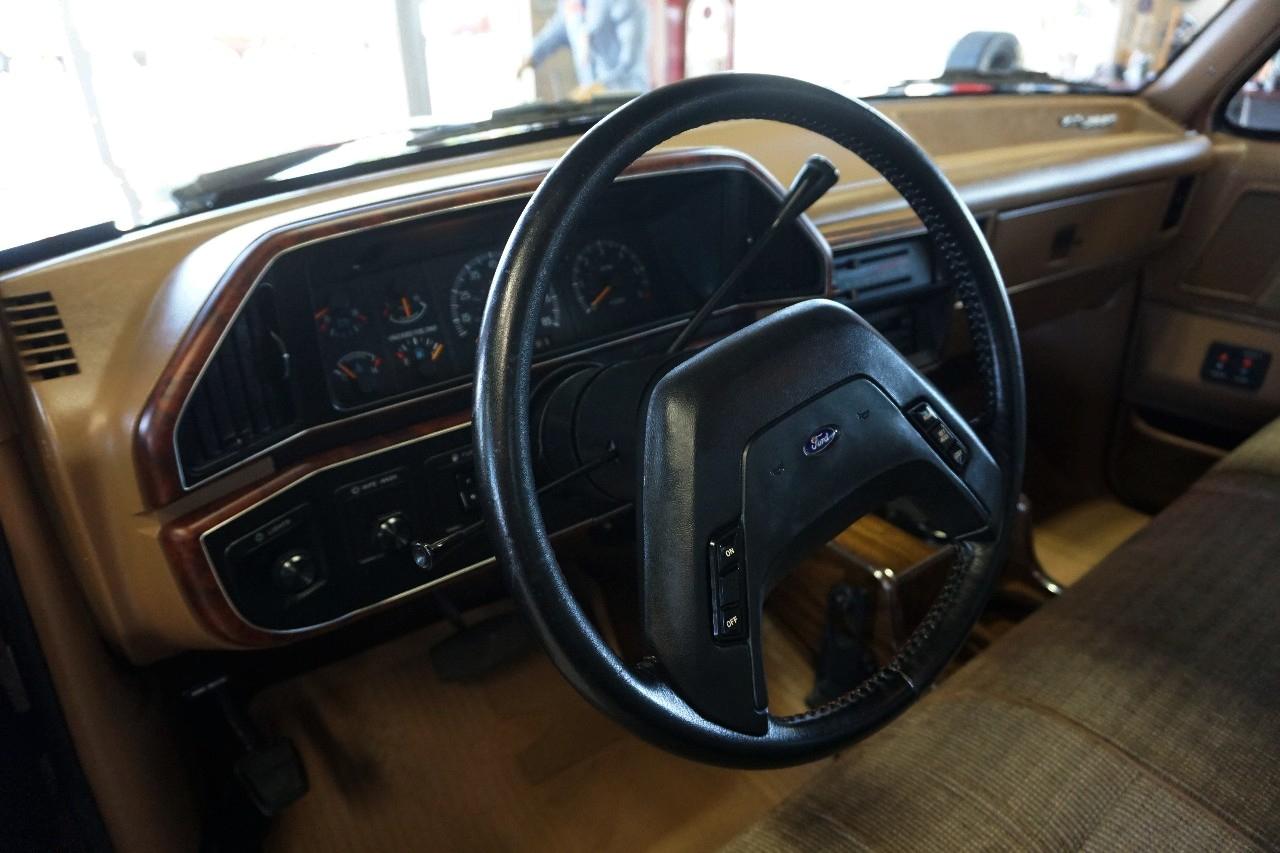 Ford F-150  1988