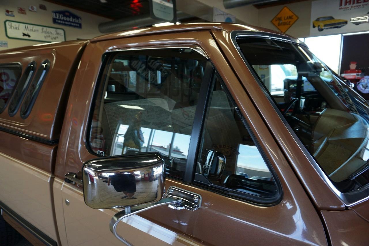 Ford F-150  1988