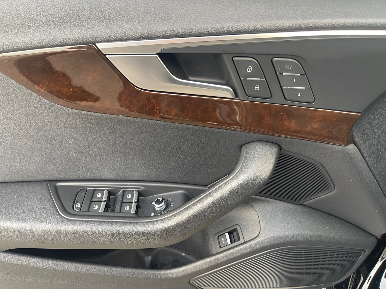 Audi A4 2.0 TFSI Premium Plus quattro 7A 2018