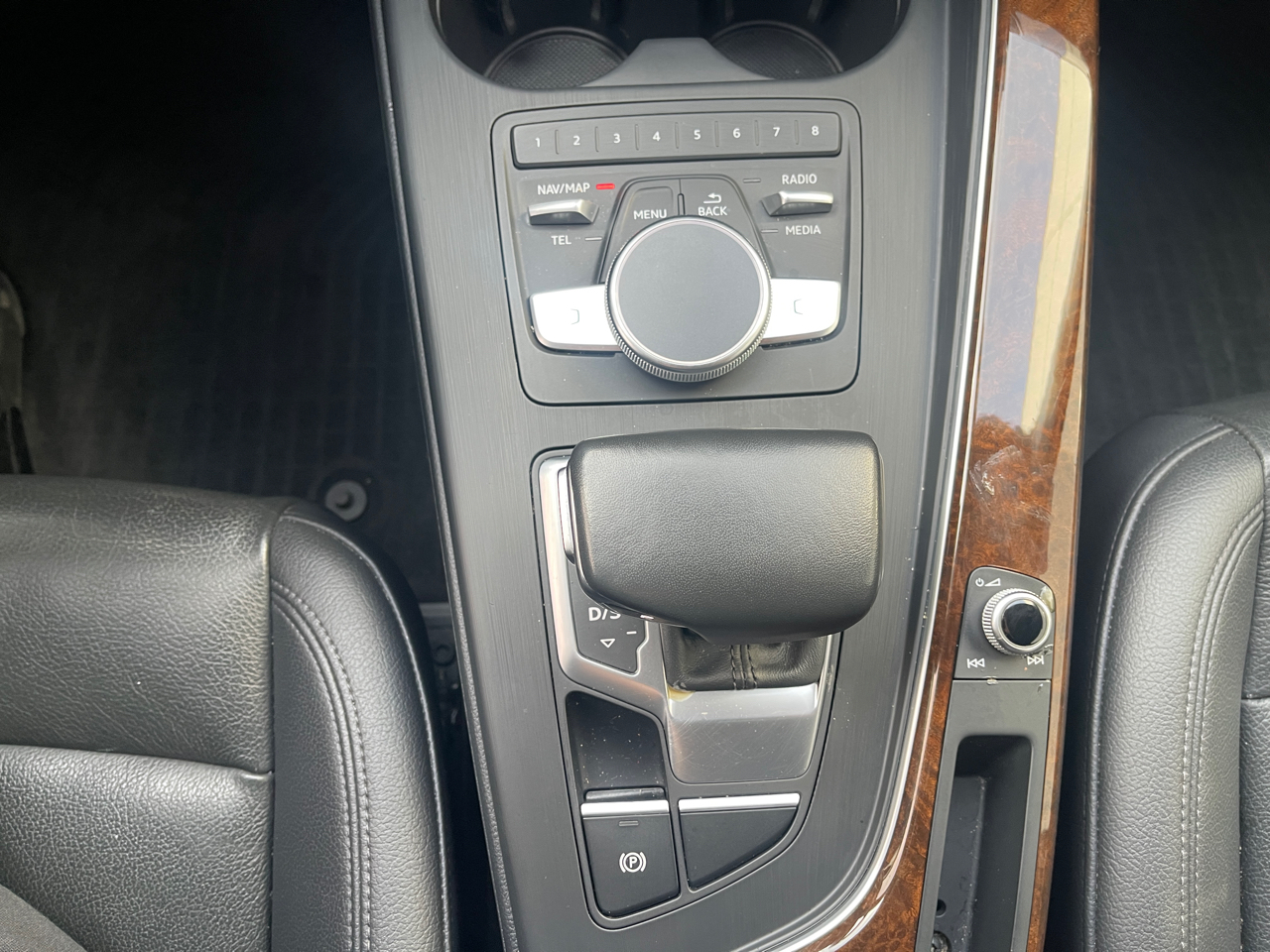 Audi A4 2.0 TFSI Premium Plus quattro 7A 2018