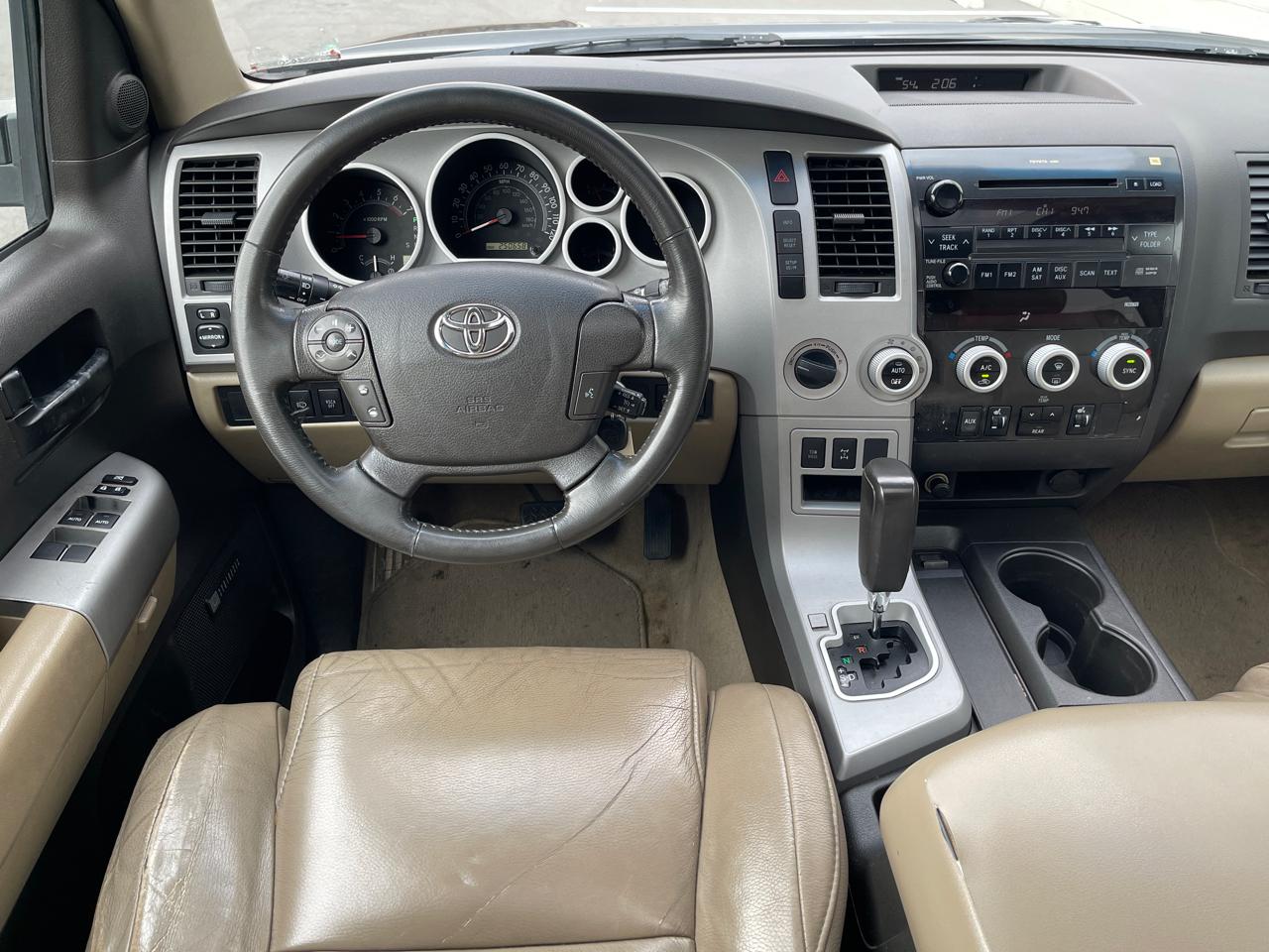 Toyota Sequoia SR5 5.7L 4WD 2008
